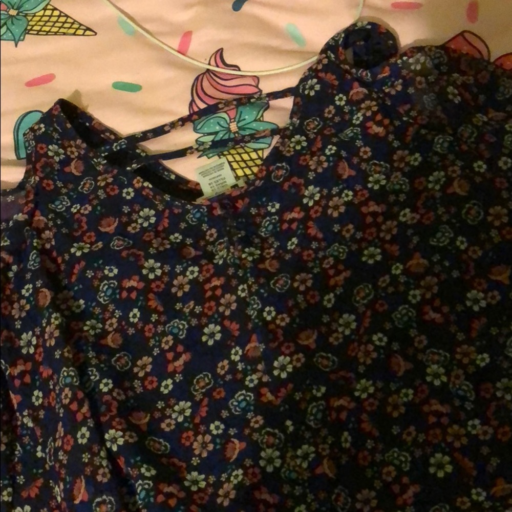 Emily West Spring Dress - Picture 4 of 5